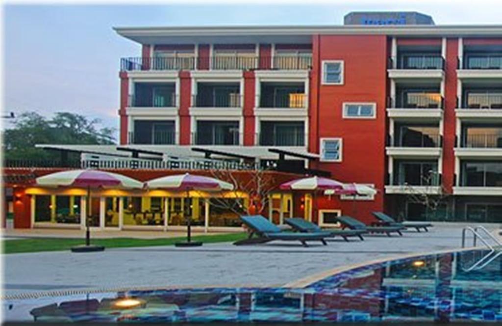 Hotel Marsi Pattaya Extérieur photo