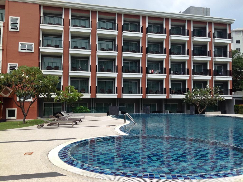 Hotel Marsi Pattaya Extérieur photo