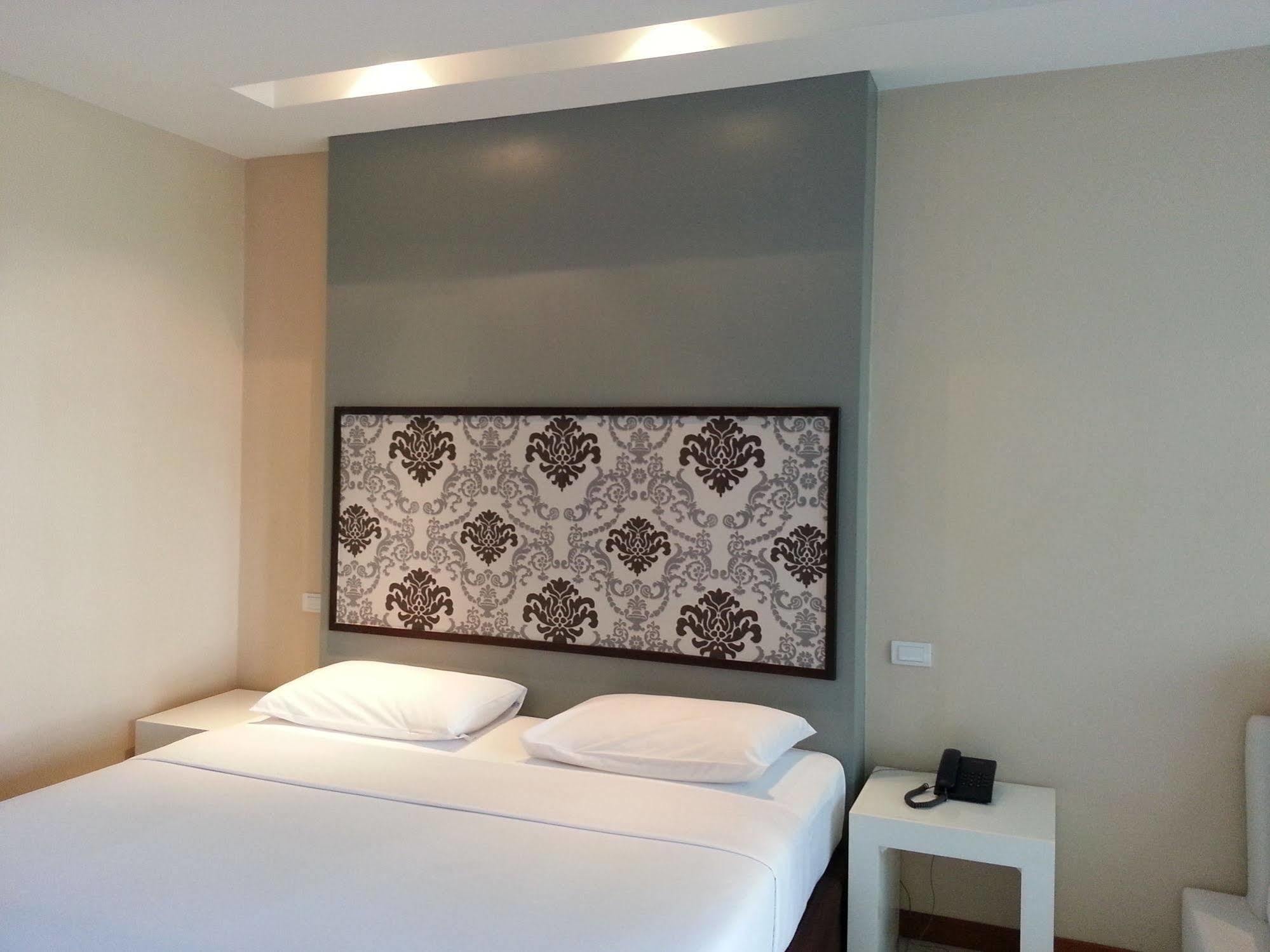 Hotel Marsi Pattaya Extérieur photo