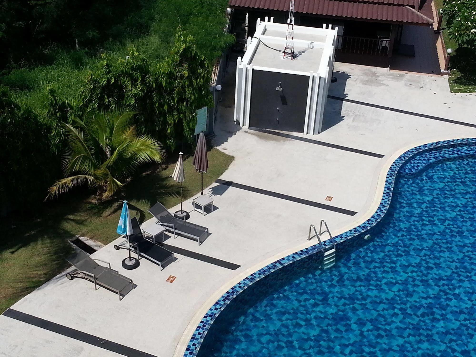 Hotel Marsi Pattaya Extérieur photo